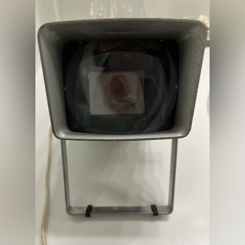 Silver Viewlex Projector - Picture 7 of 7
